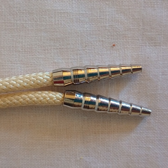 NAVAHO BOLO TIE, BLUE ANIMAL,LARGE RED ARROW, 17.5" TIE WHEN DOUBLED, ADJUSTABLE - Picture 3 of 7